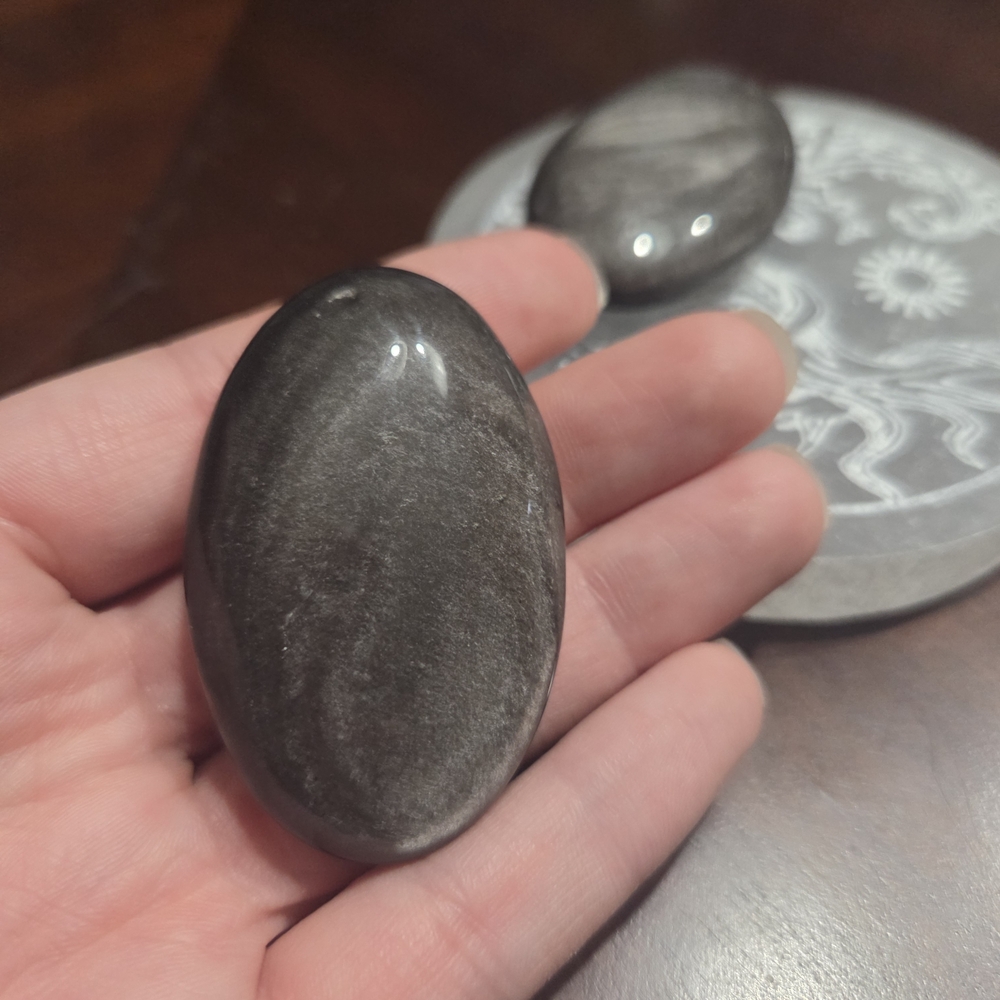 Silver Sheen Obsidian Palmstone - Picture 8 of 16